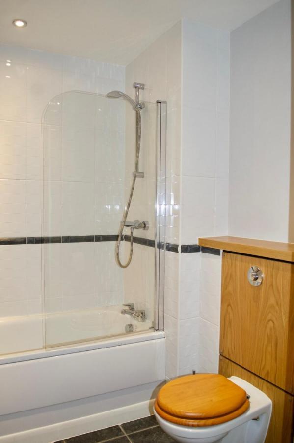 Modern 2 Bedroom City Centre Flat Edinburgh Buitenkant foto